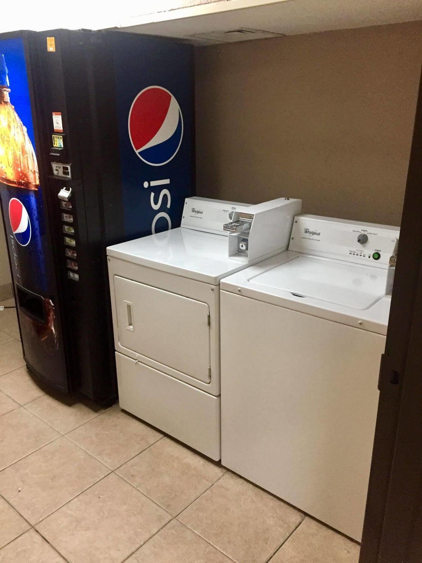 La Quinta By Wyndham Jonesboro Hotel Luaran gambar